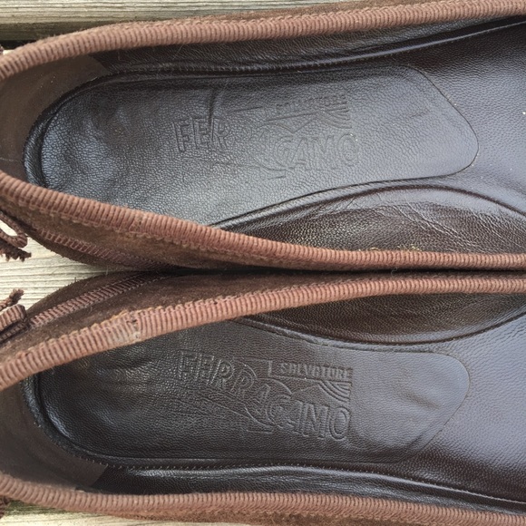 Salvatore Ferragamo Soft Suede Flats Size 9 - Picture 6 of 10